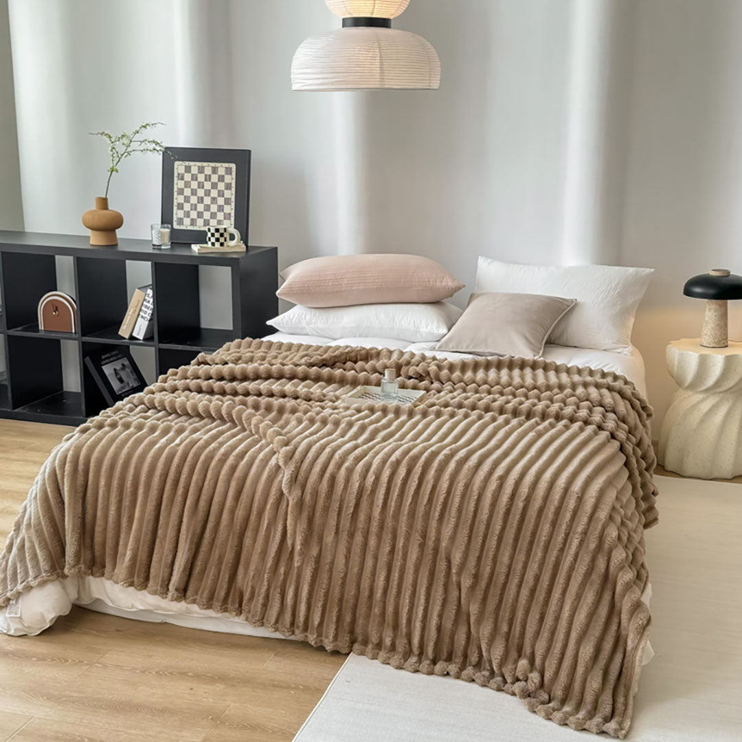 SOGA 200x230cm Warm & Cozy Flannel Polyester Throw Blanket Light Brown