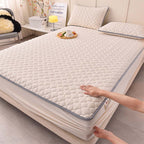 183cm Beige Wide Mattress Cover Clover Design