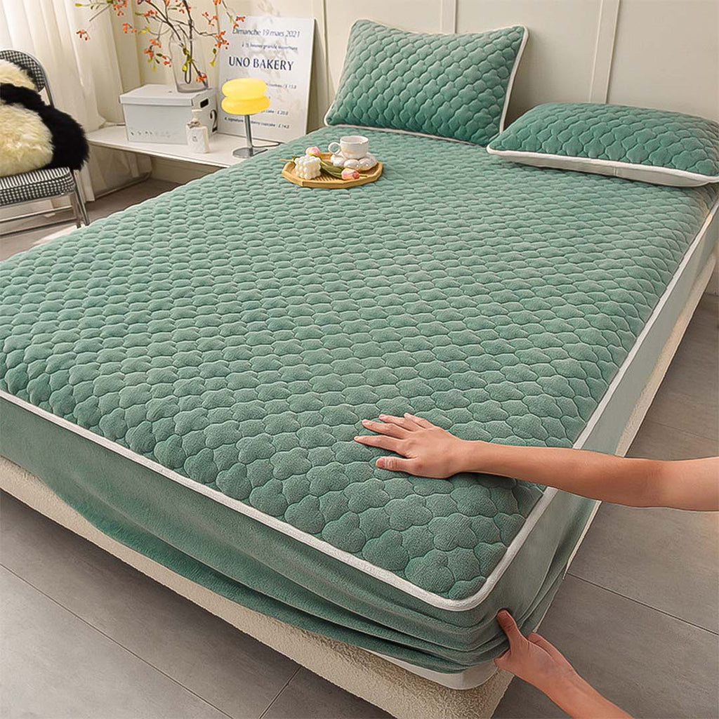 183cm Green Wide Mattress Cover Clover Design
