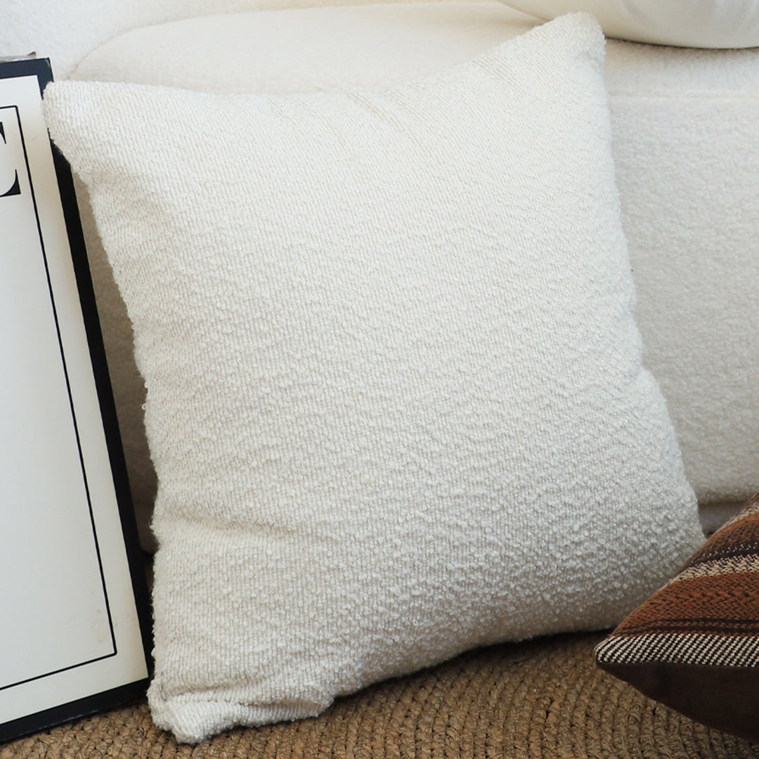 50cm White Throw Pillow Premium Polyester Fiber and Cotton
