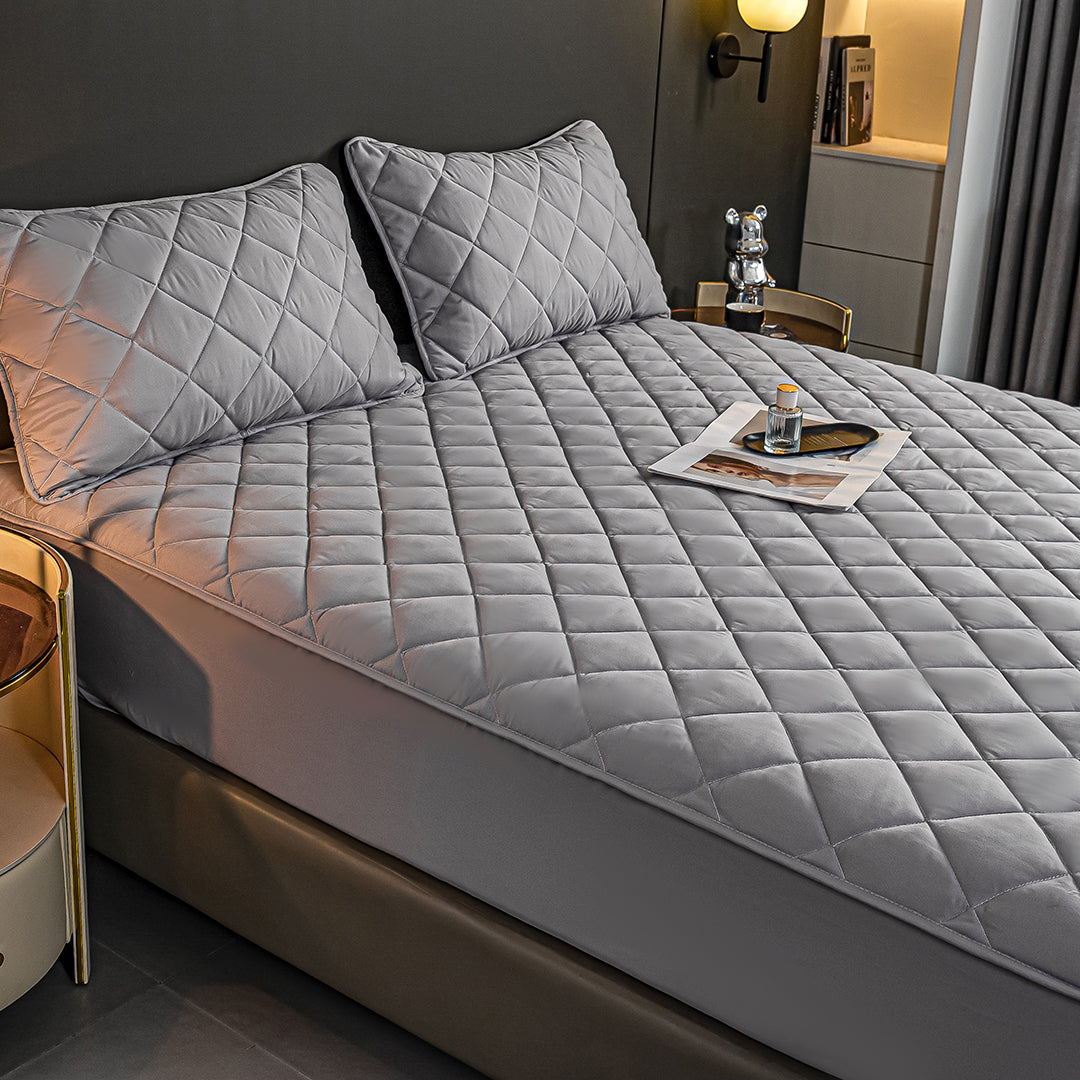 138cm Grey Wide Cross-Hatch Mattress Cover