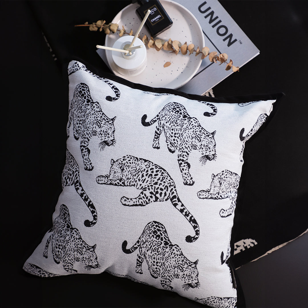 45cm Throw Pillow White Leopard
