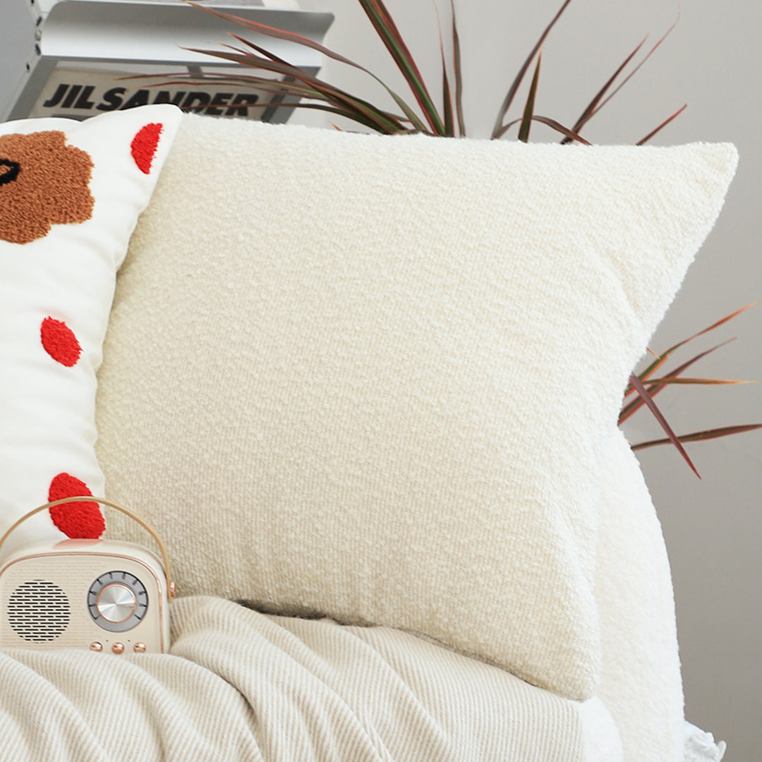 50cm White Throw Pillow Premium Polyester Fiber and Cotton