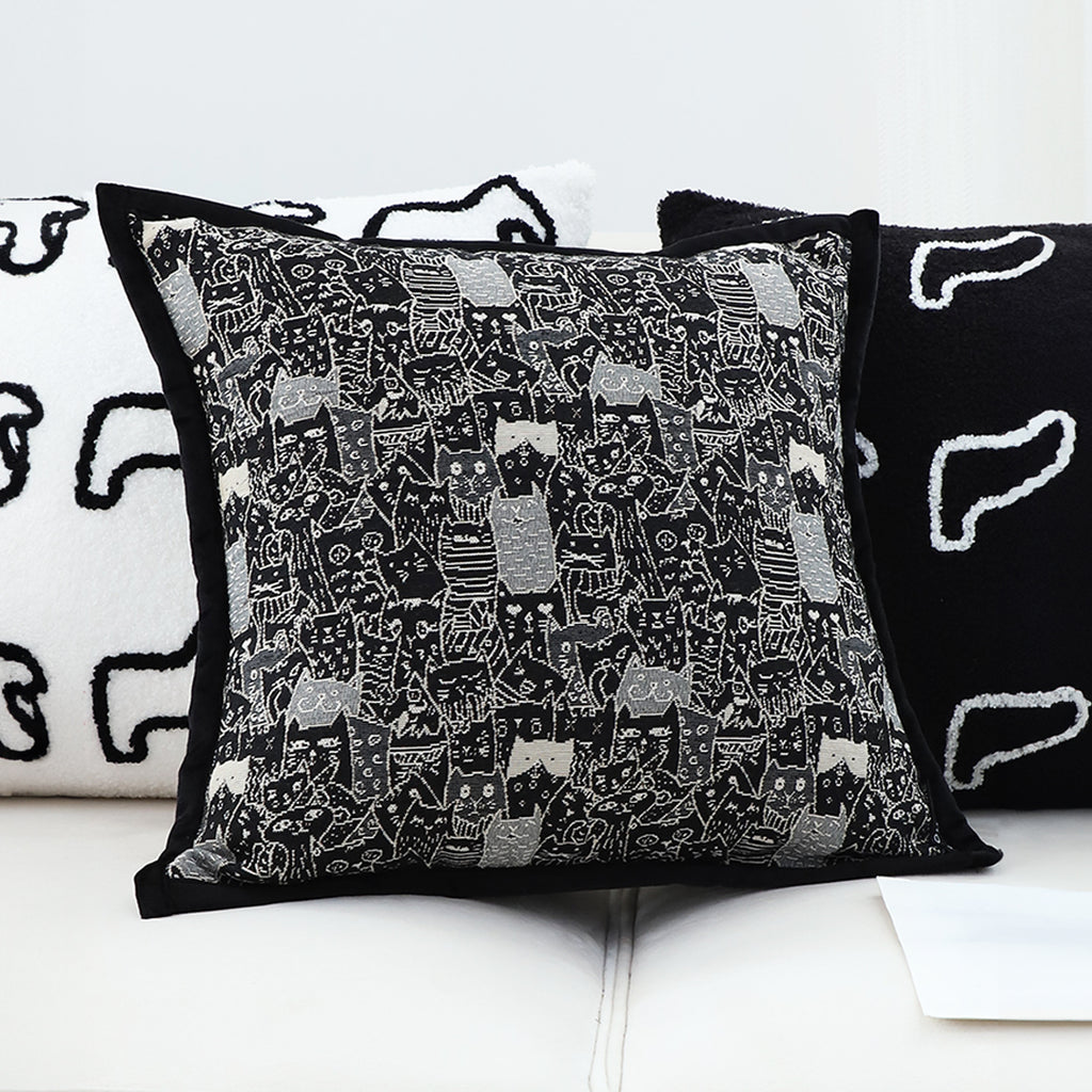 45cm Throw Pillow Black Cat Paradise