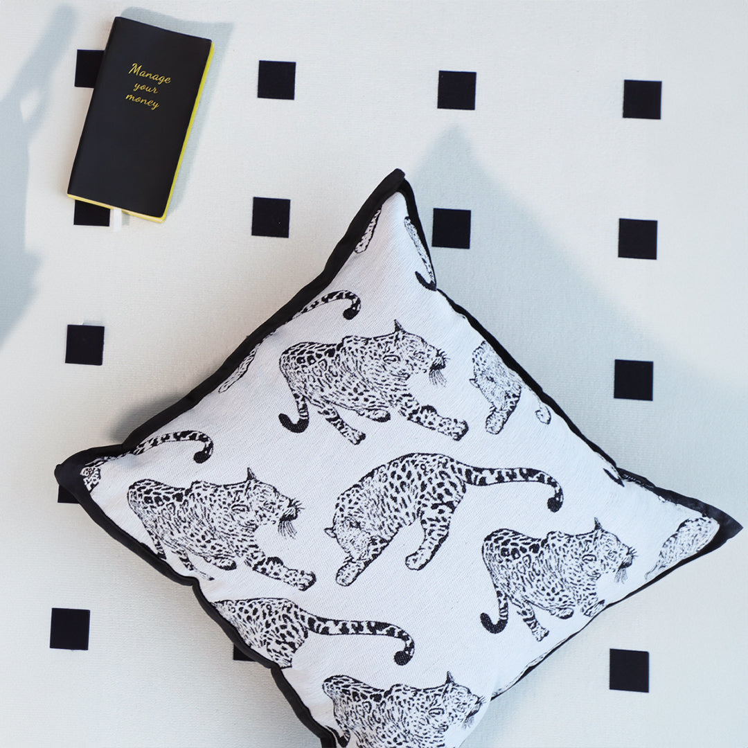 45cm Throw Pillow White Leopard
