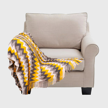220cm Yellow Acrylic Zigzag Throw Blanket