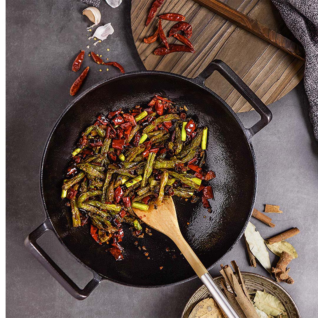 36CM Commercial Cast Iron Wok
